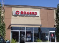 Store front for Rogers Mobility