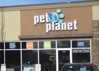 Store front for Pet Planet